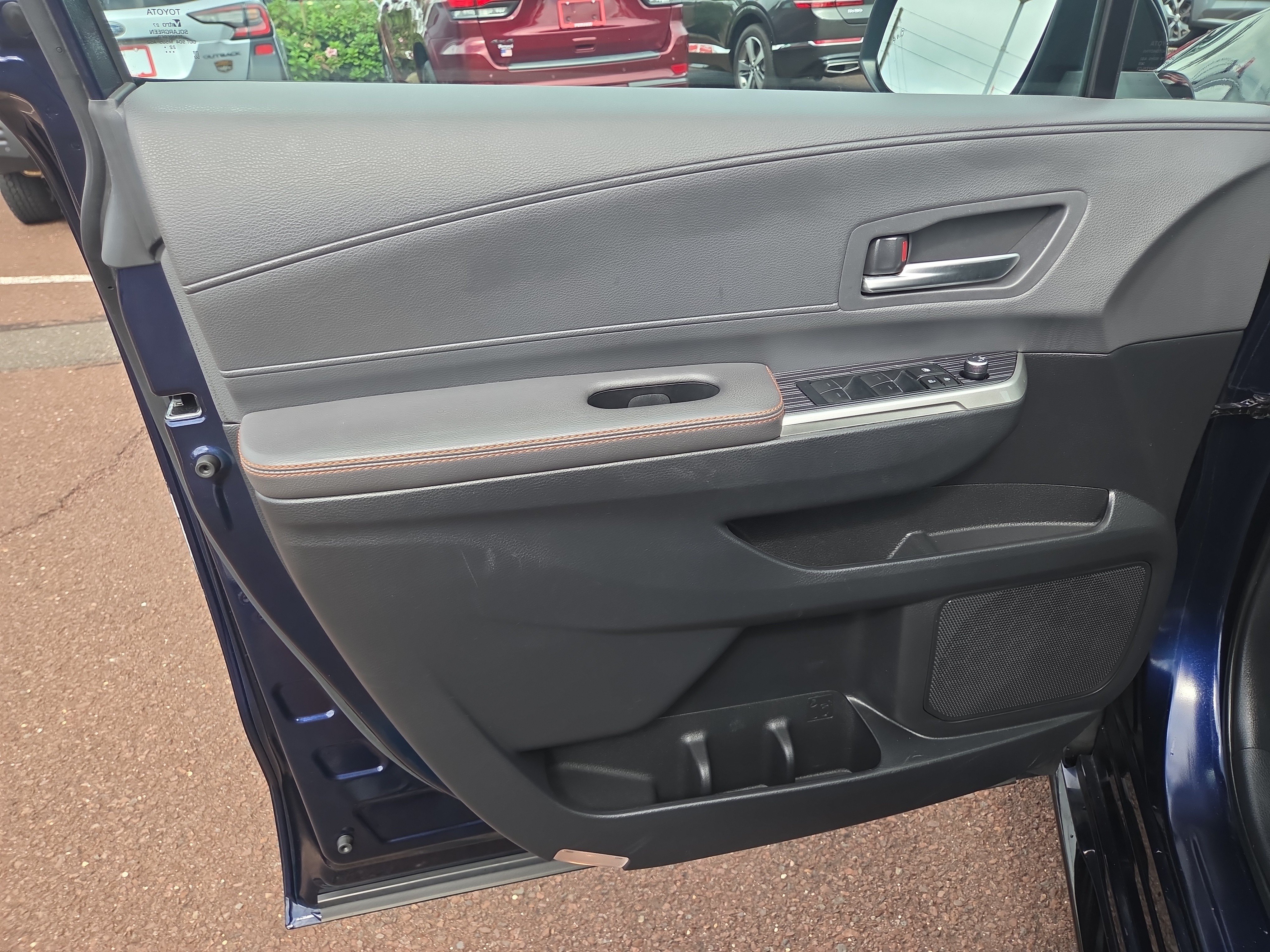Certified 2023 Toyota Sienna XSE w/ XSE Plus Package AWD/4WD image 14