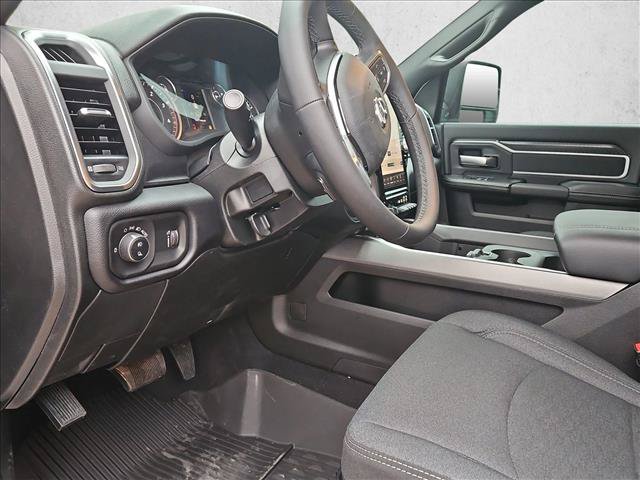 New 2026 RAM 3500 Big Horn AWD/4WD image 3