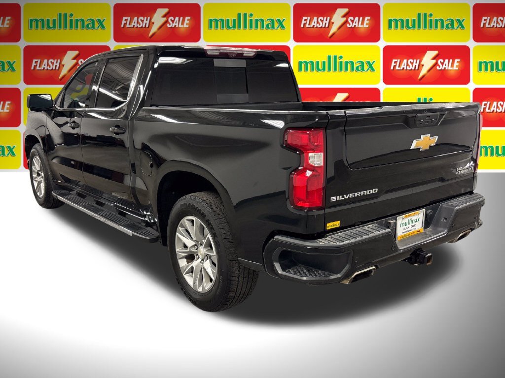 Used 2021 Chevrolet Silverado 1500 High Country w/ Technology Package AWD/4WD image 16