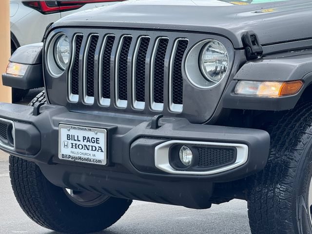 Used 2018 Jeep Wrangler Unlimited Sahara AWD/4WD image 3