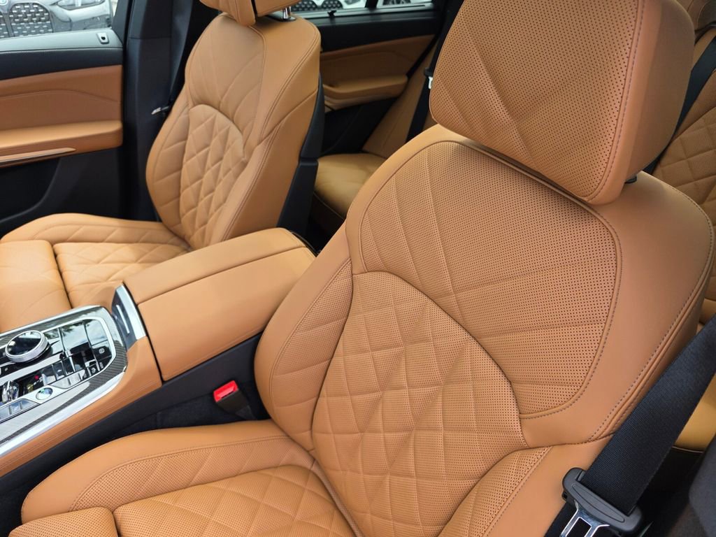 New 2026 BMW X5 M60i AWD/4WD image 9