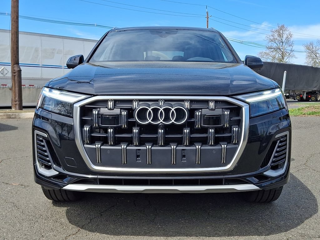 Used 2025 Audi Q7 3.0T Premium Plus AWD/4WD image 5