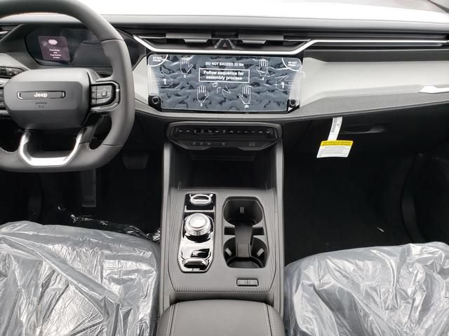 New 2026 Jeep Cherokee Laredo AWD/4WD image 8