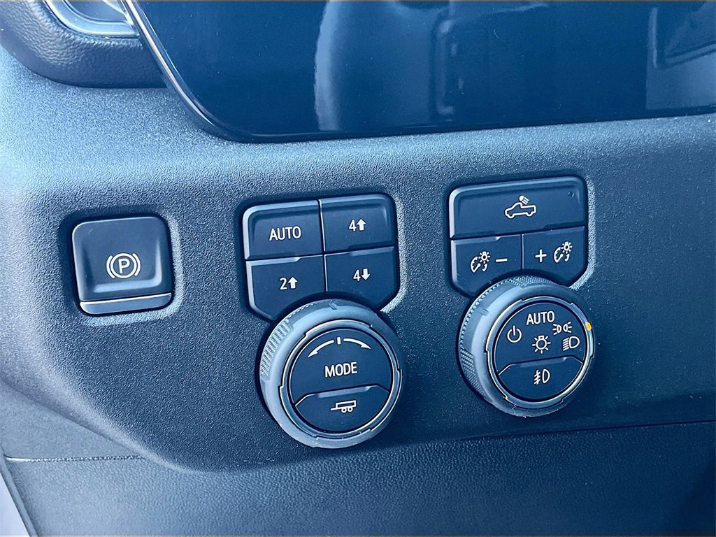 Used 2024 Chevrolet Silverado 1500 RST image 10