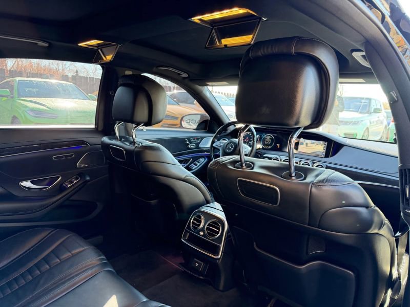 Used 2019 Mercedes-Benz S 560 4MATIC Sedan image 31