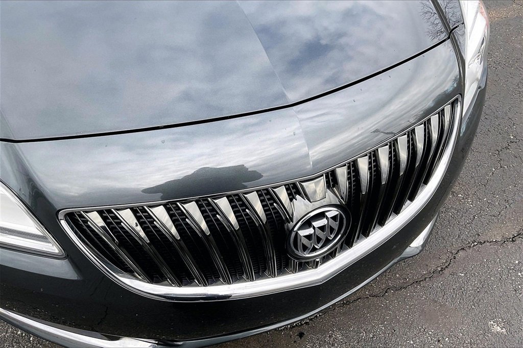 Used 2017 Buick Regal Premium image 33