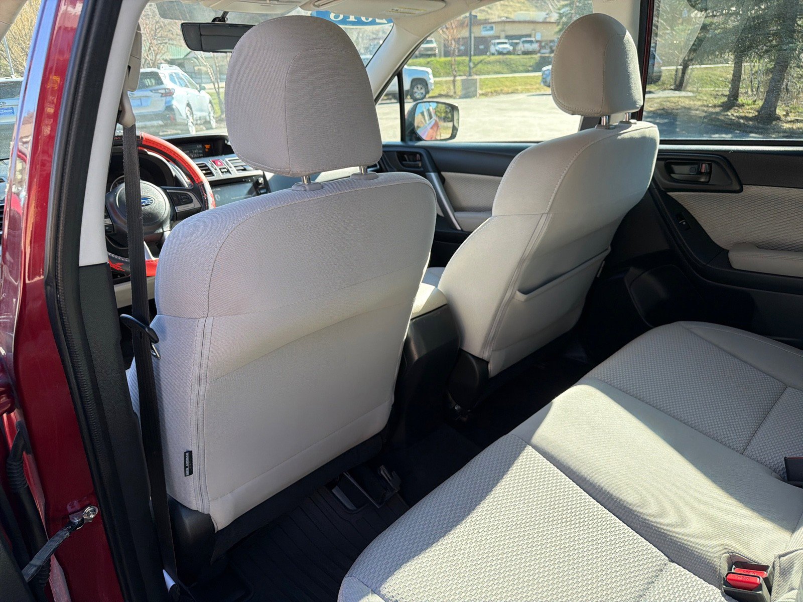 Used 2018 Subaru Forester 2.5i Premium w/ All-Weather Package image 26