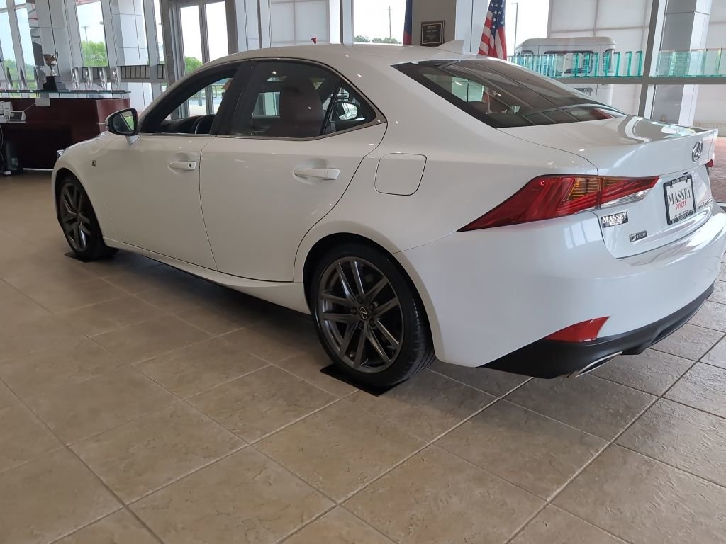 Used 2019 Lexus IS 300 F Sport w/ F Sport Package AWD/4WD image 2