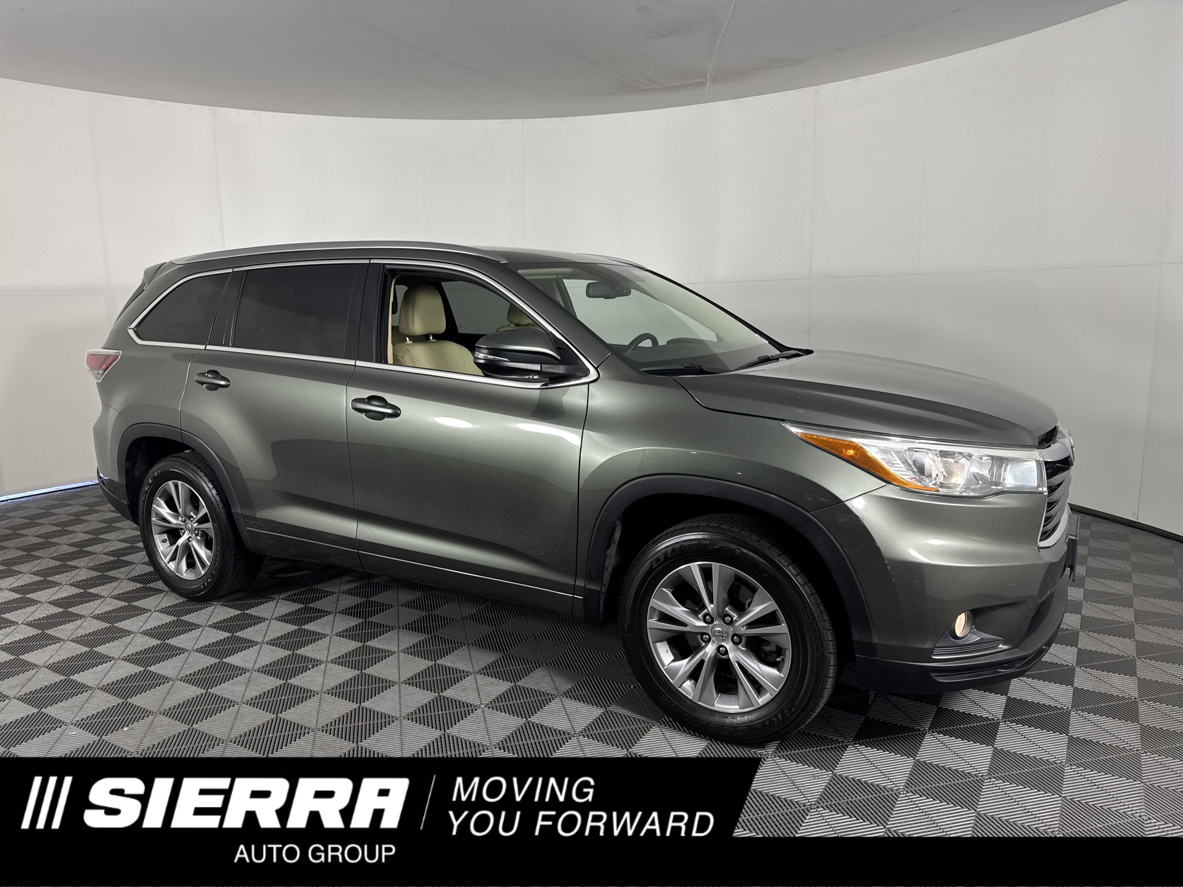 Used 2015 Toyota Highlander XLE
