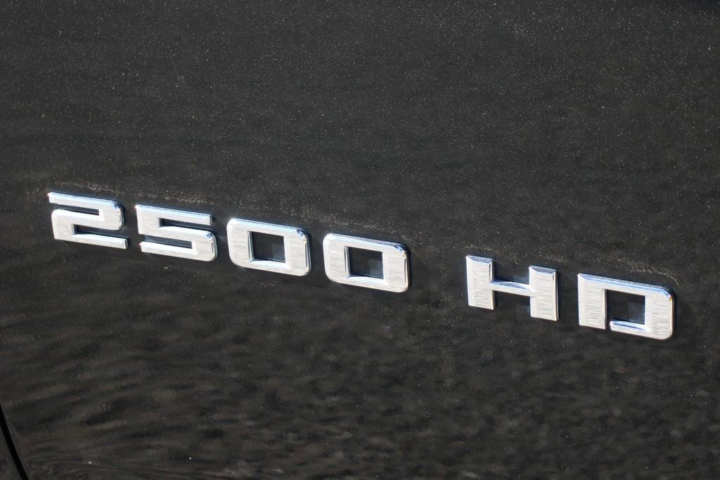Used 2020 Chevrolet Silverado 2500 LTZ w/ LTZ Premium Package image 51