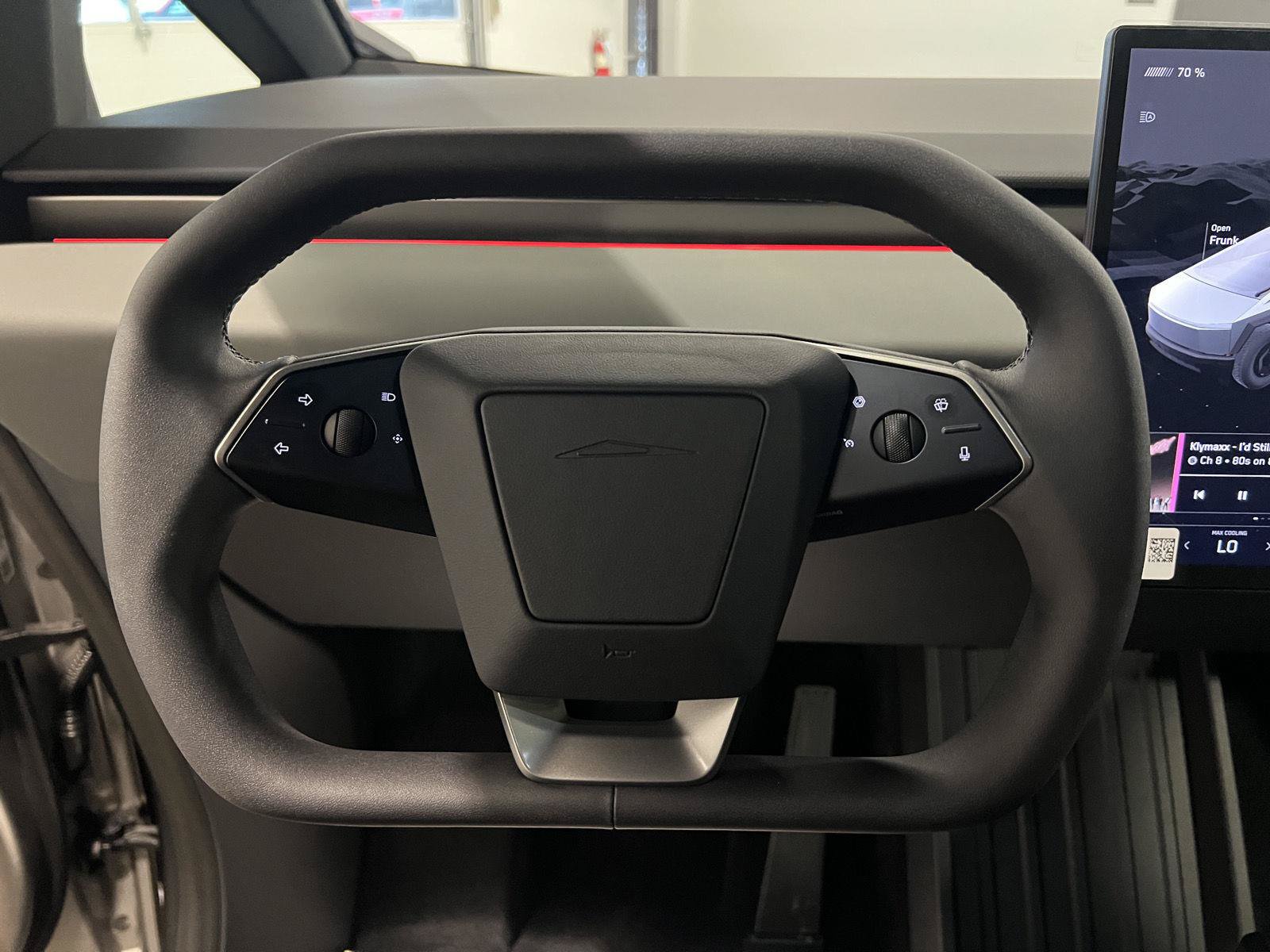 Used 2026 Tesla Cybertruck AWD Crew Cab image 13