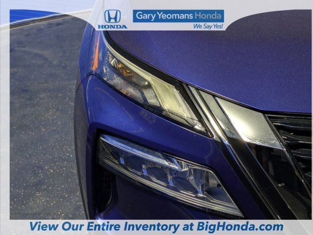 Used 2021 Nissan Rogue SV image 10