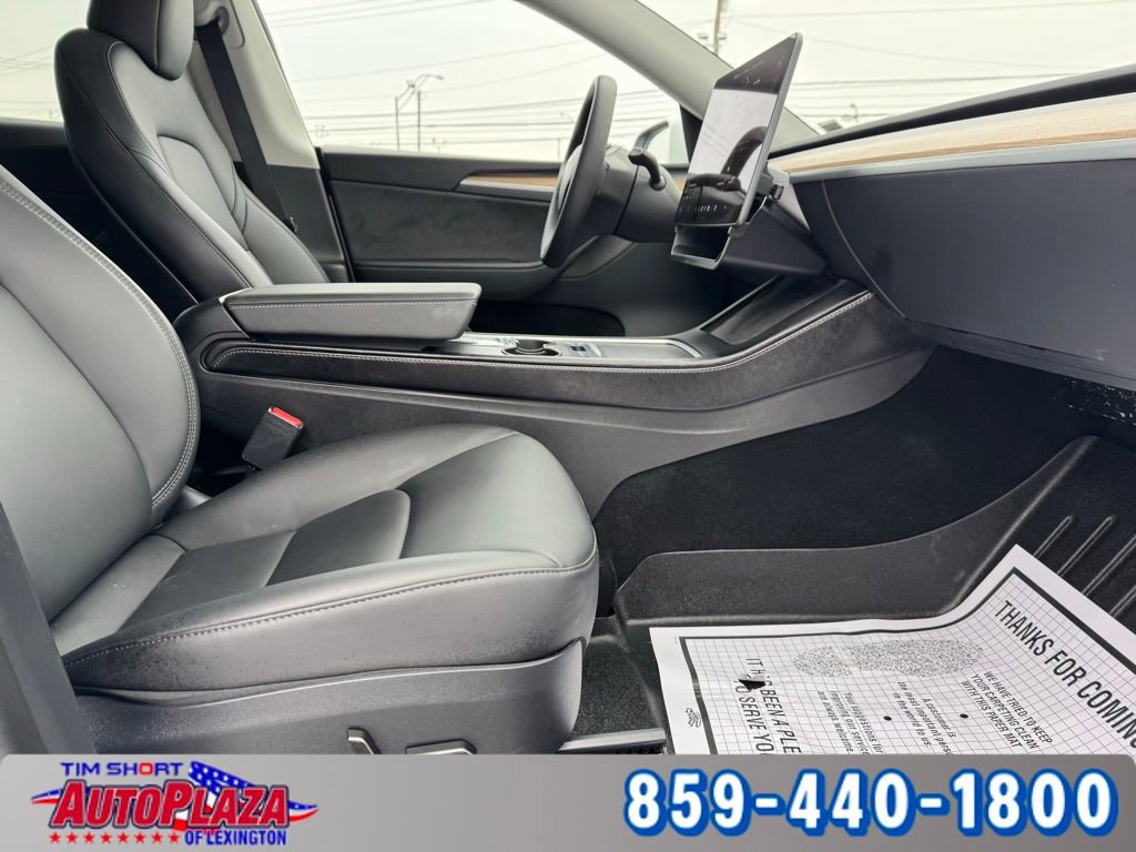 Used 2024 Tesla Model Y Long Range image 26