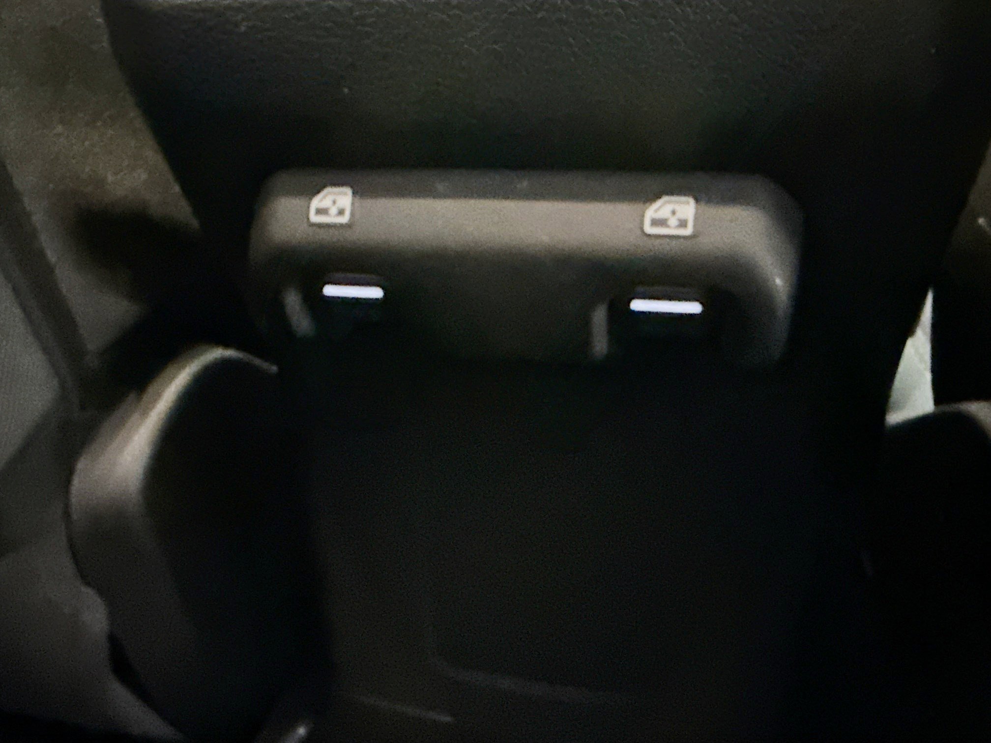 Used 2024 Jeep Wrangler Unlimited AWD/4WD image 31