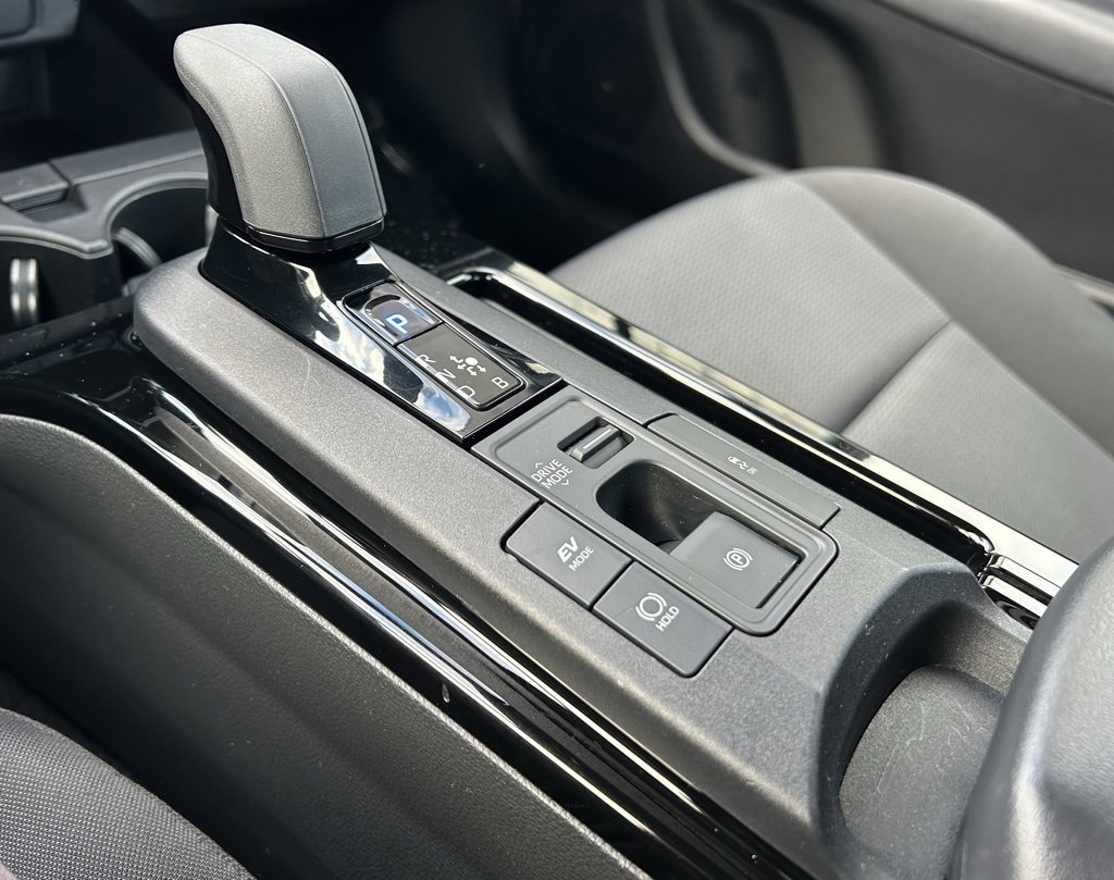 Certified 2025 Toyota Prius LE image 20