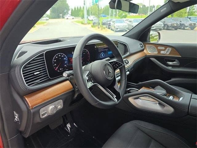 Certified 2025 Mercedes-Benz GLS 450 4MATIC image 26