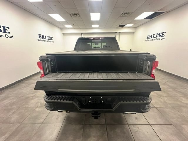 Used 2024 Chevrolet Silverado 1500 High Country w/ Technology Package AWD/4WD image 7