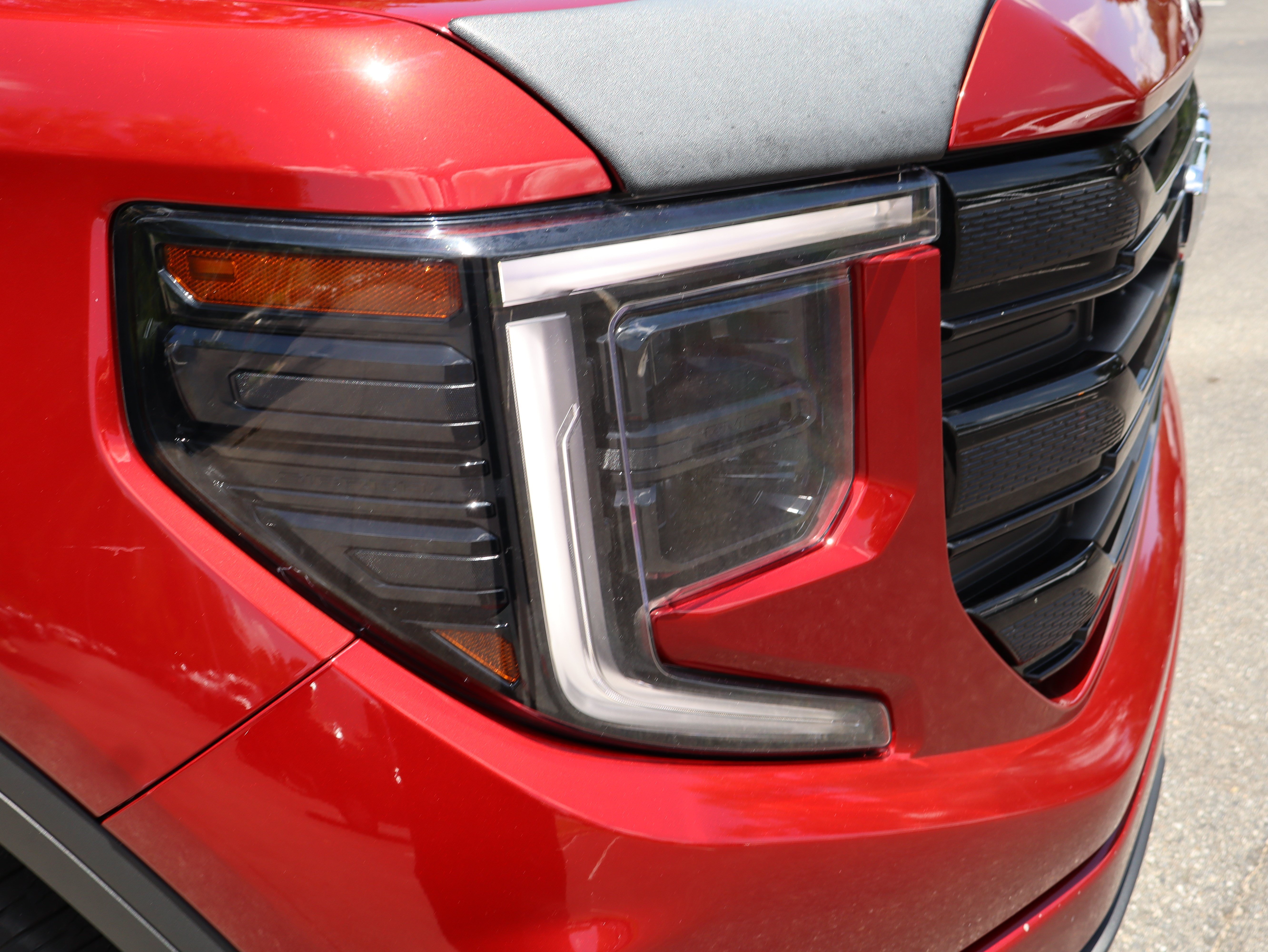 Used 2023 GMC Sierra 1500 Elevation AWD/4WD image 11