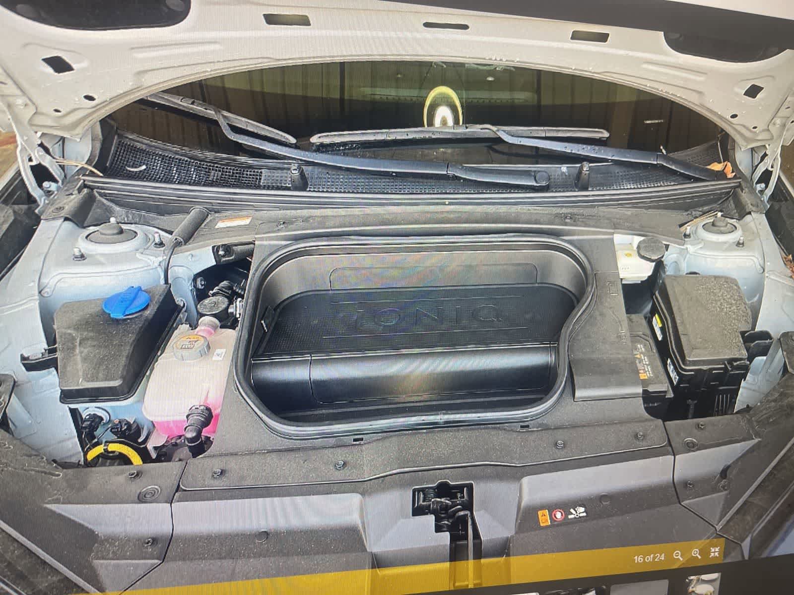 Used 2024 Hyundai Ioniq 6 SE RWD image 14