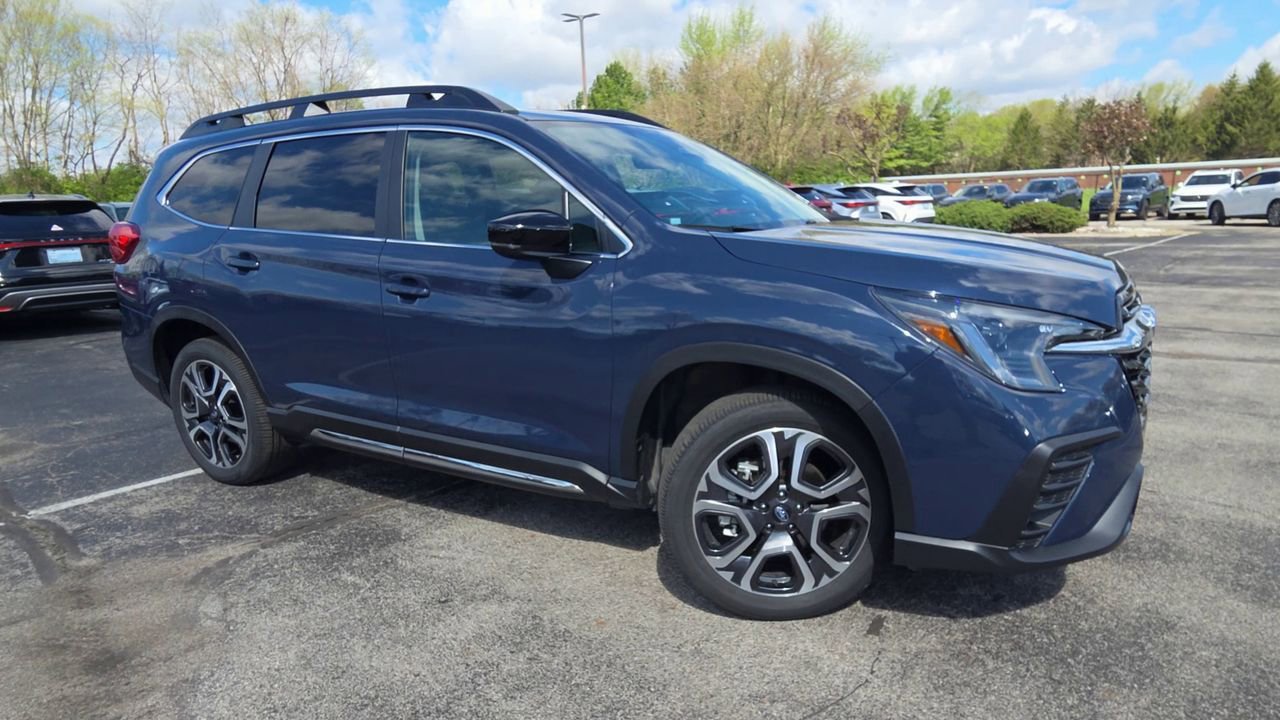 Certified 2025 Subaru Ascent Limited AWD/4WD image 2