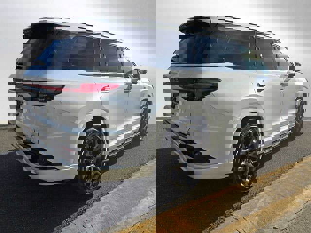 Certified 2025 Lexus TX 500h AWD w/ Technology Package image 3