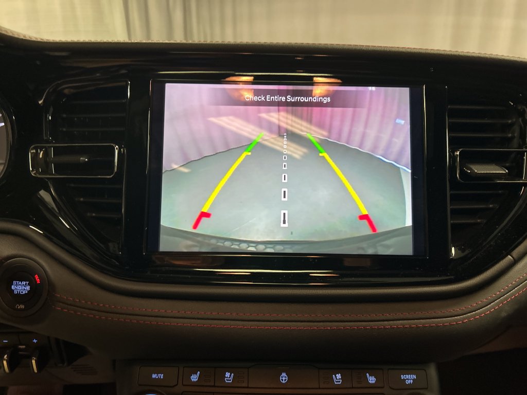 Used 2025 Dodge Durango GT AWD/4WD image 18