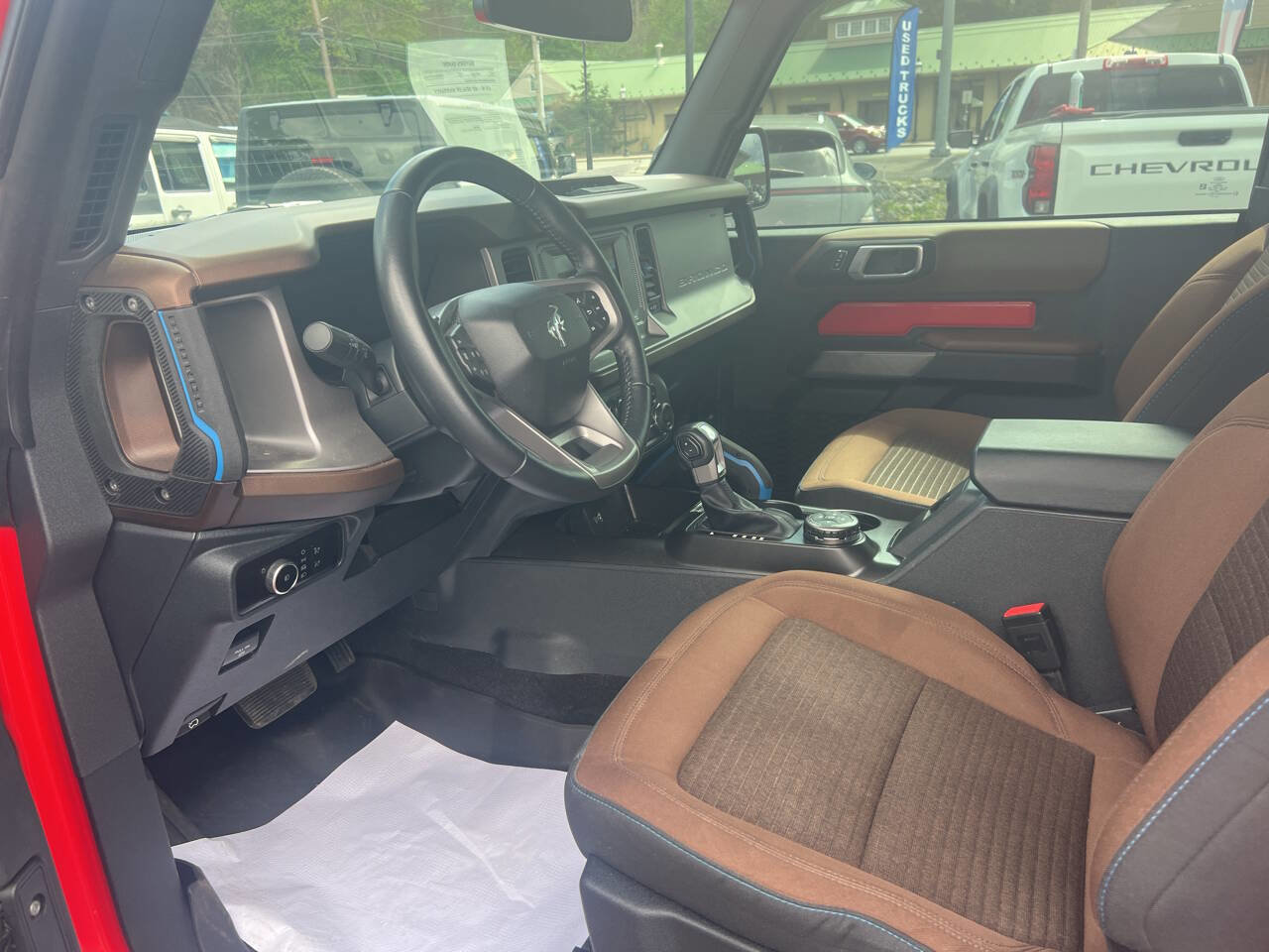 Used 2023 Ford Bronco Outer Banks AWD/4WD image 23