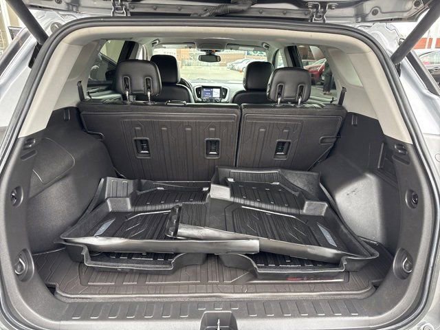 Used 2020 GMC Terrain SLT w/ Preferred Package image 9