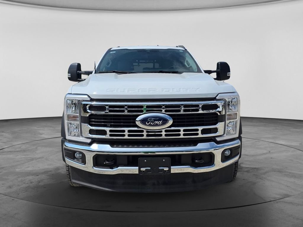 New 2026 Ford F550 4x4 Supercab Super Duty image 5
