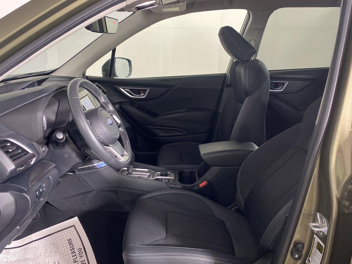 Used 2024 Subaru Forester Premium AWD/4WD image 28