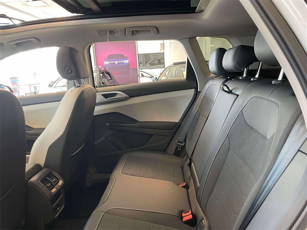 New 2025 Volkswagen Taos SE image 13