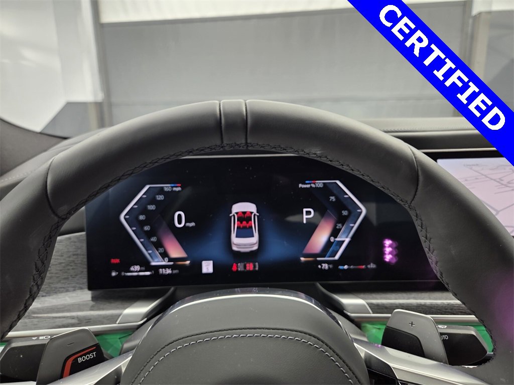 Certified 2025 BMW 760i xDrive image 34
