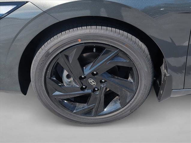 New 2026 Hyundai Elantra SEL Sport Premium image 10