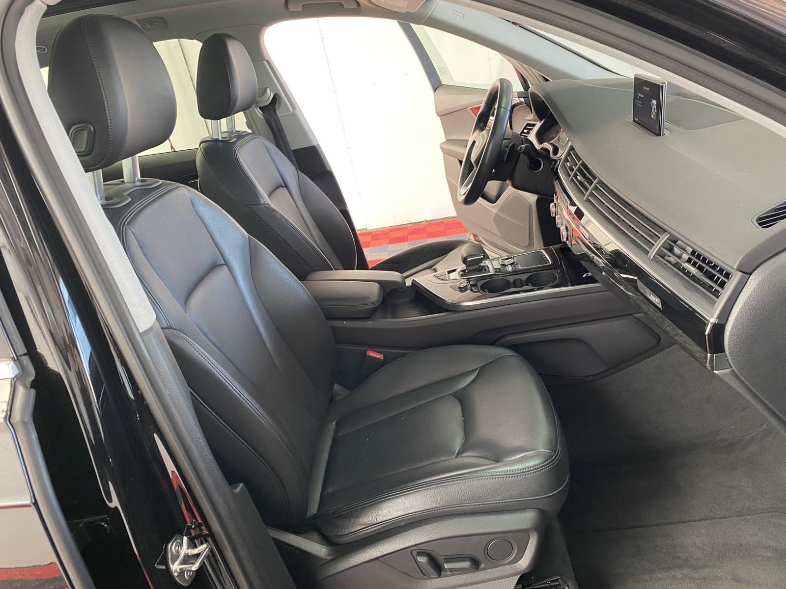 Used 2019 Audi Q7 3.0T Premium w/ Convenience Package AWD/4WD image 9