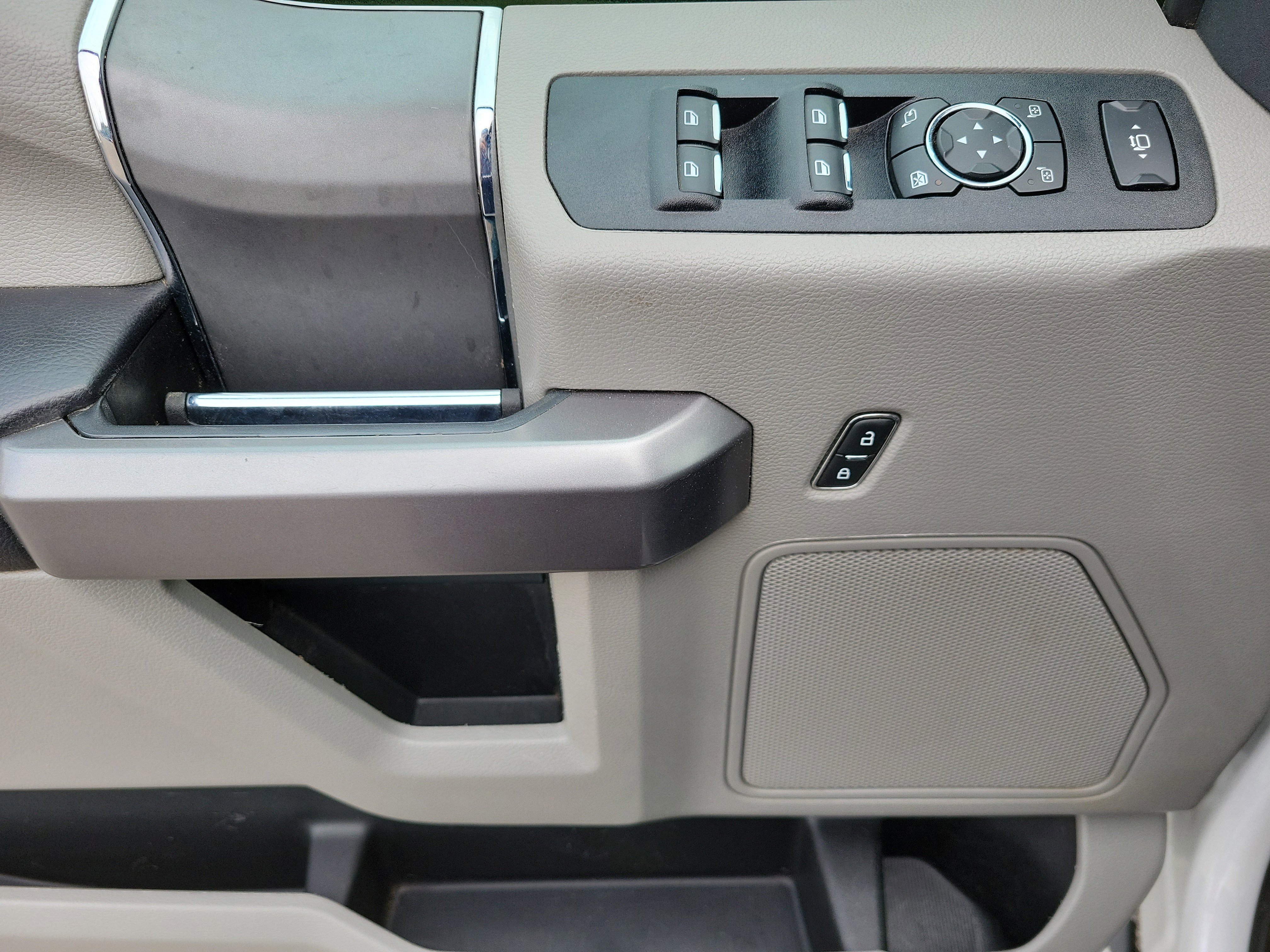 Used 2022 Ford F250 XLT w/ XLT Premium Package image 24