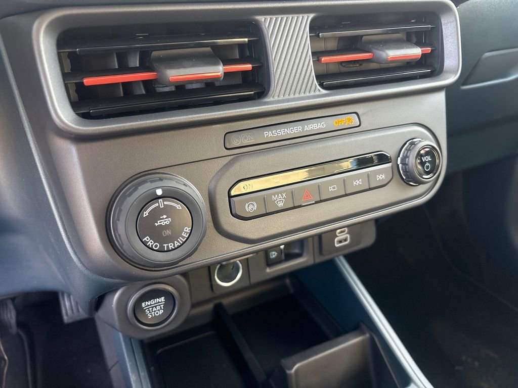 New 2026 Ford Maverick Lariat image 25