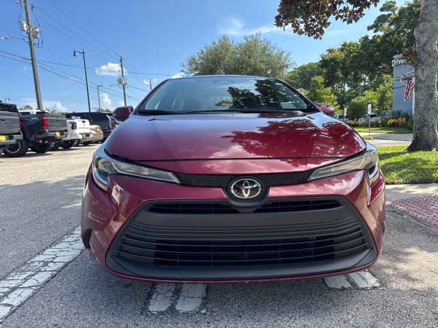 Used 2024 Toyota Corolla LE FWD image 3