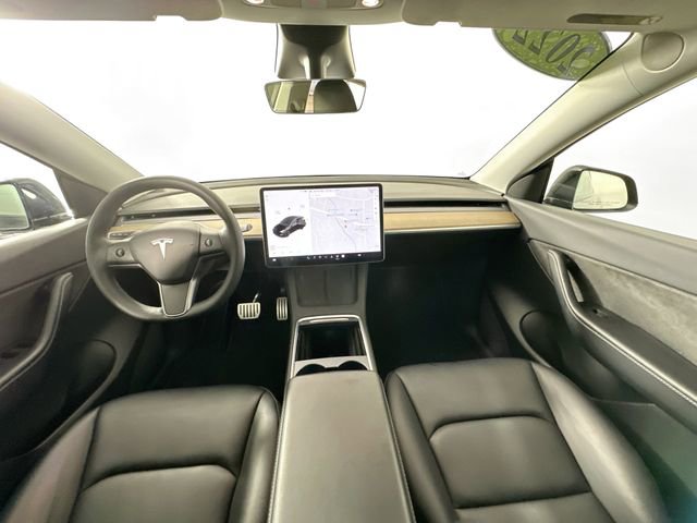 Used 2022 Tesla Model Y Performance image 3