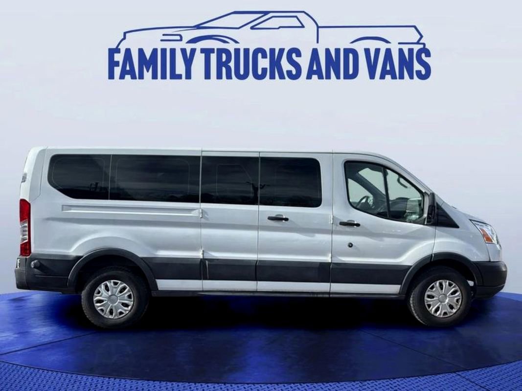 Used 2015 Ford Transit 350 XLT image 6