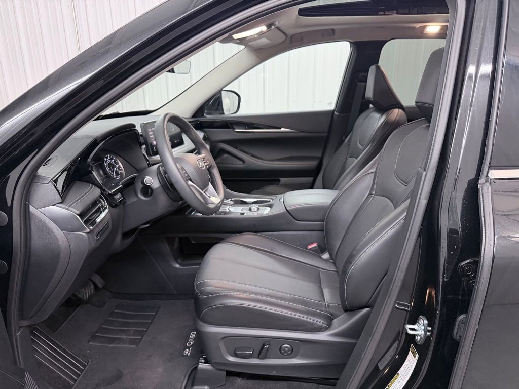 Certified 2025 INFINITI QX60 Pure image 10