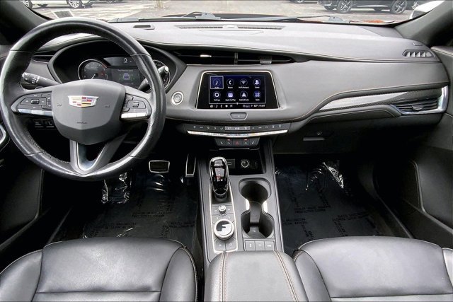 Used 2023 Cadillac XT4 Sport AWD/4WD image 15