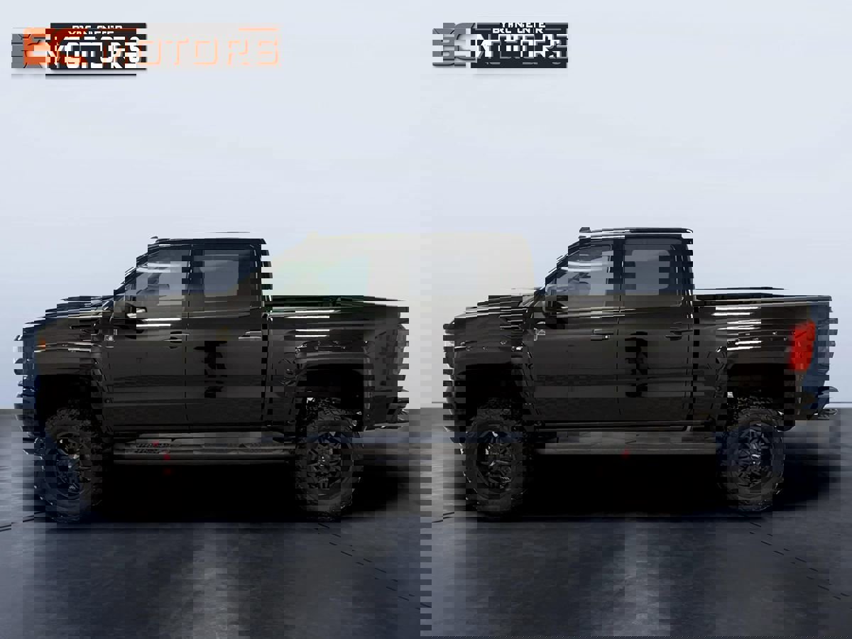 Used 2017 Chevrolet Silverado 1500 LTZ Z71 w/ LTZ Plus Package image 3