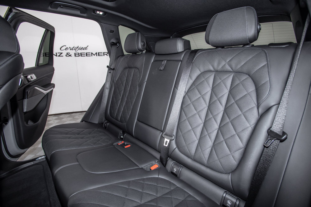 Used 2026 BMW X5 sDrive40i w/ M Sport Package RWD image 14
