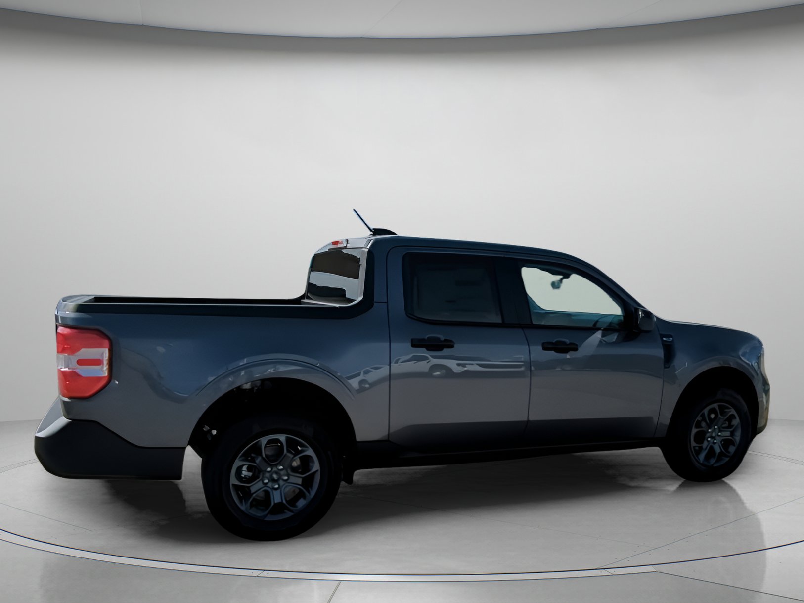 New 2026 Ford Maverick XLT FWD image 33