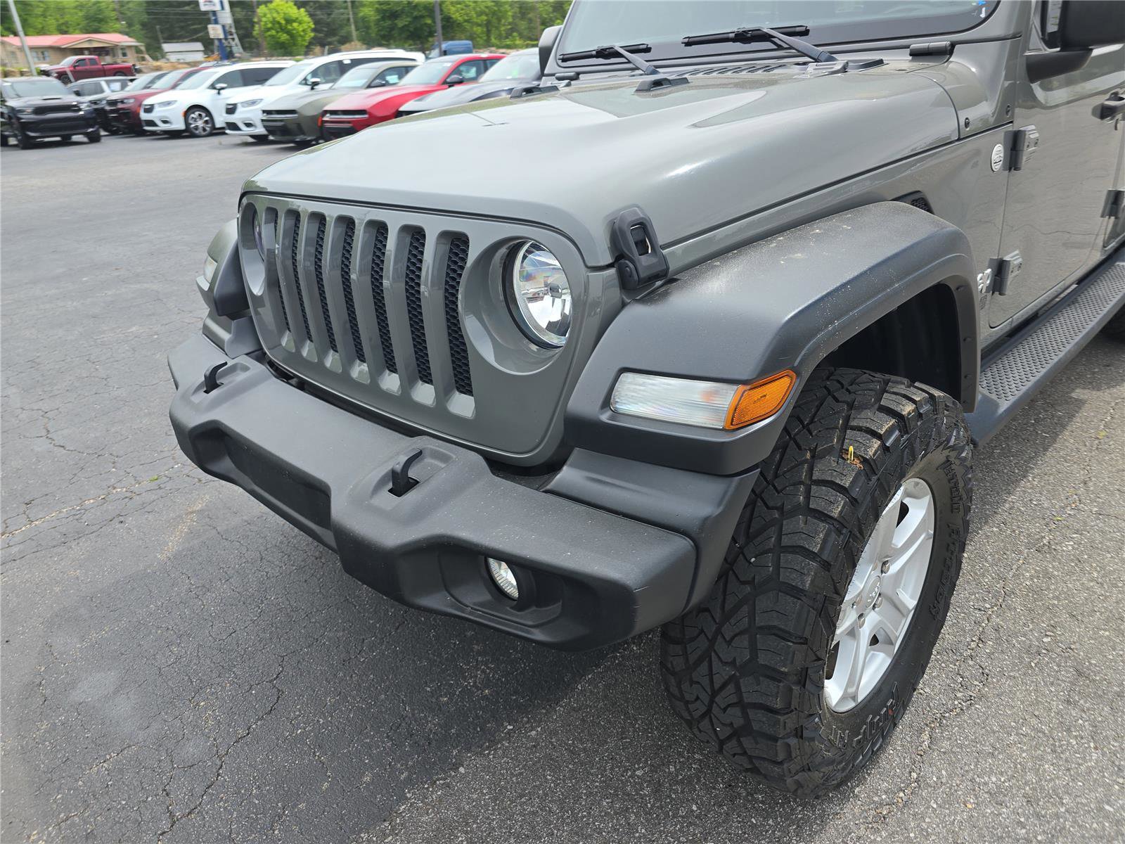 Used 2021 Jeep Wrangler Unlimited Sport AWD/4WD image 9