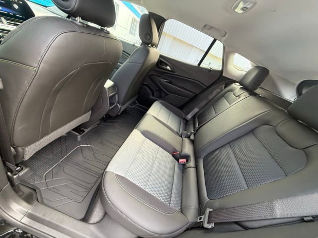 New 2026 Chevrolet Trax LT w/ Sunroof Package FWD image 15
