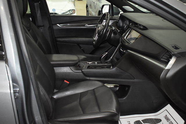 Used 2022 Cadillac XT5 Sportv w/ Technology Package AWD/4WD image 14