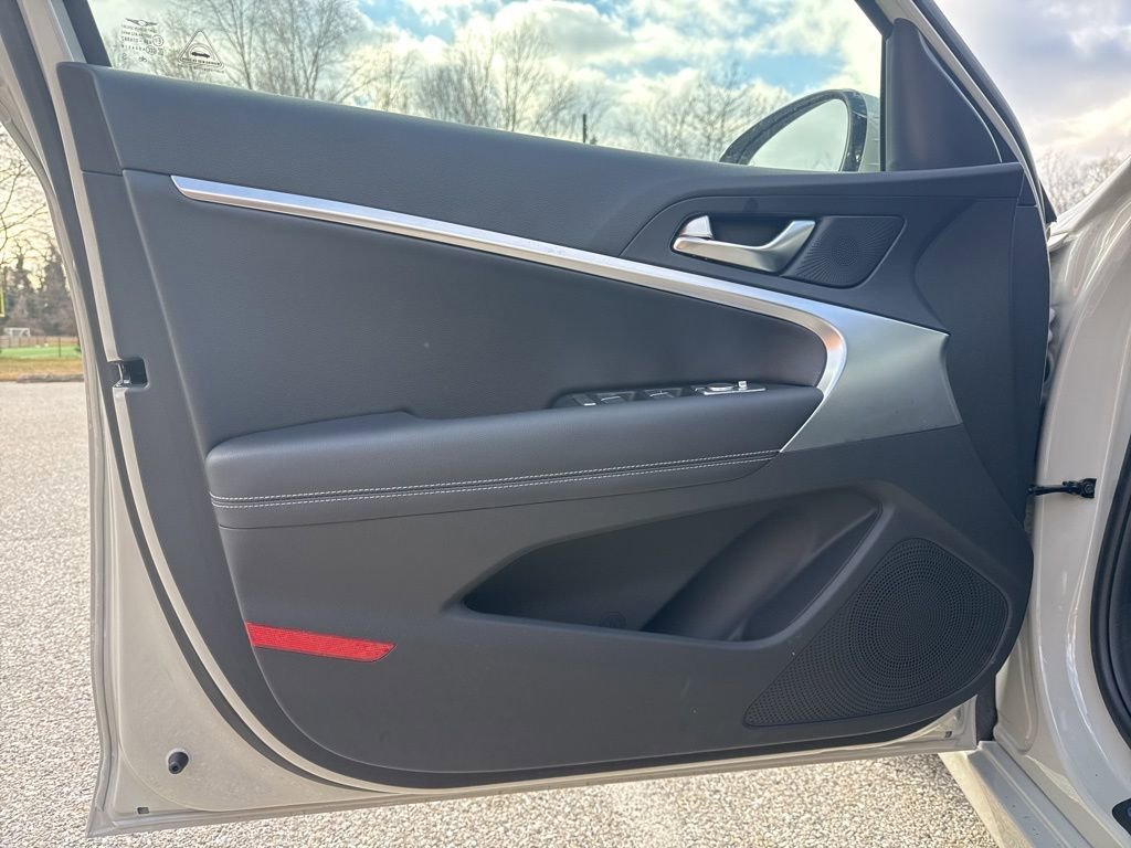 New 2026 Genesis G70 2.5T image 12