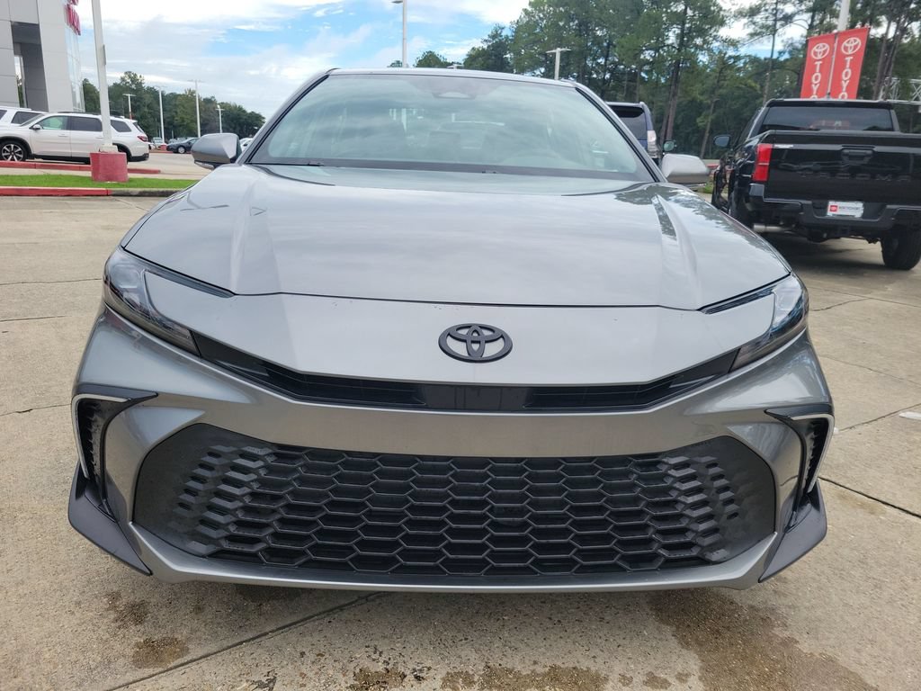 Used 2026 Toyota Camry SE w/ Multimedia Upgrade Package FWD image 4