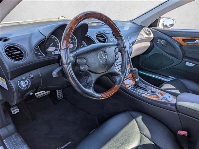Used 2007 Mercedes-Benz SL 550 w/ Trim Pkg image 12